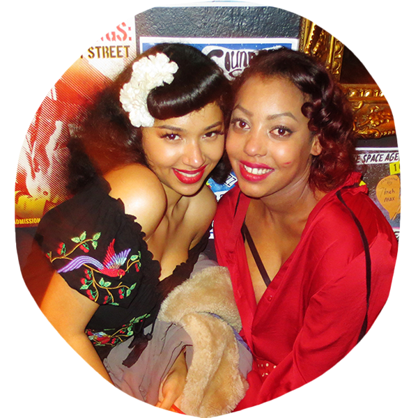 Eva and Anissa channelling vintage style